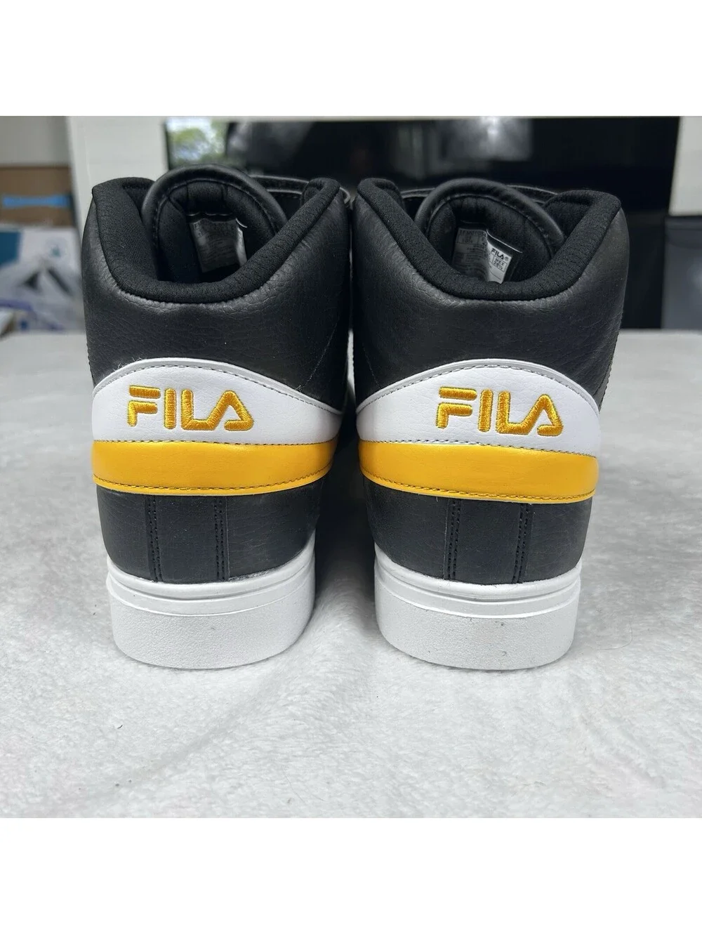 Fila vulc 13